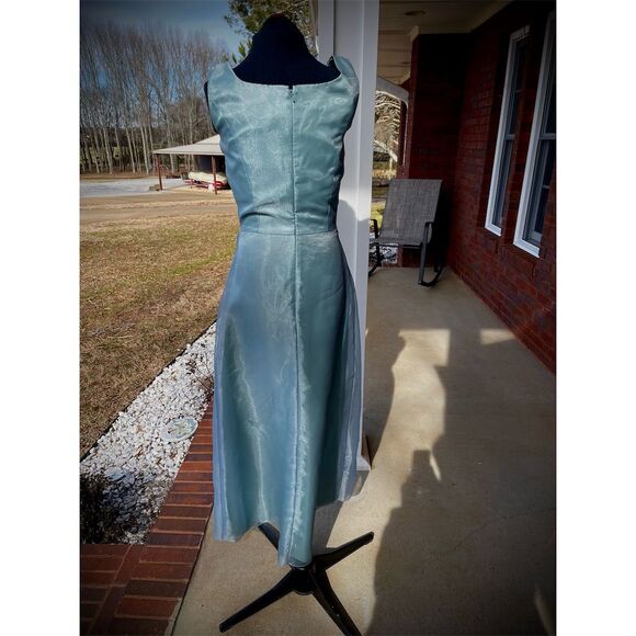 Bill Levkoff Women's Size 10 Blue Sleeveless Long Evening Gown - Picture 3 of 12